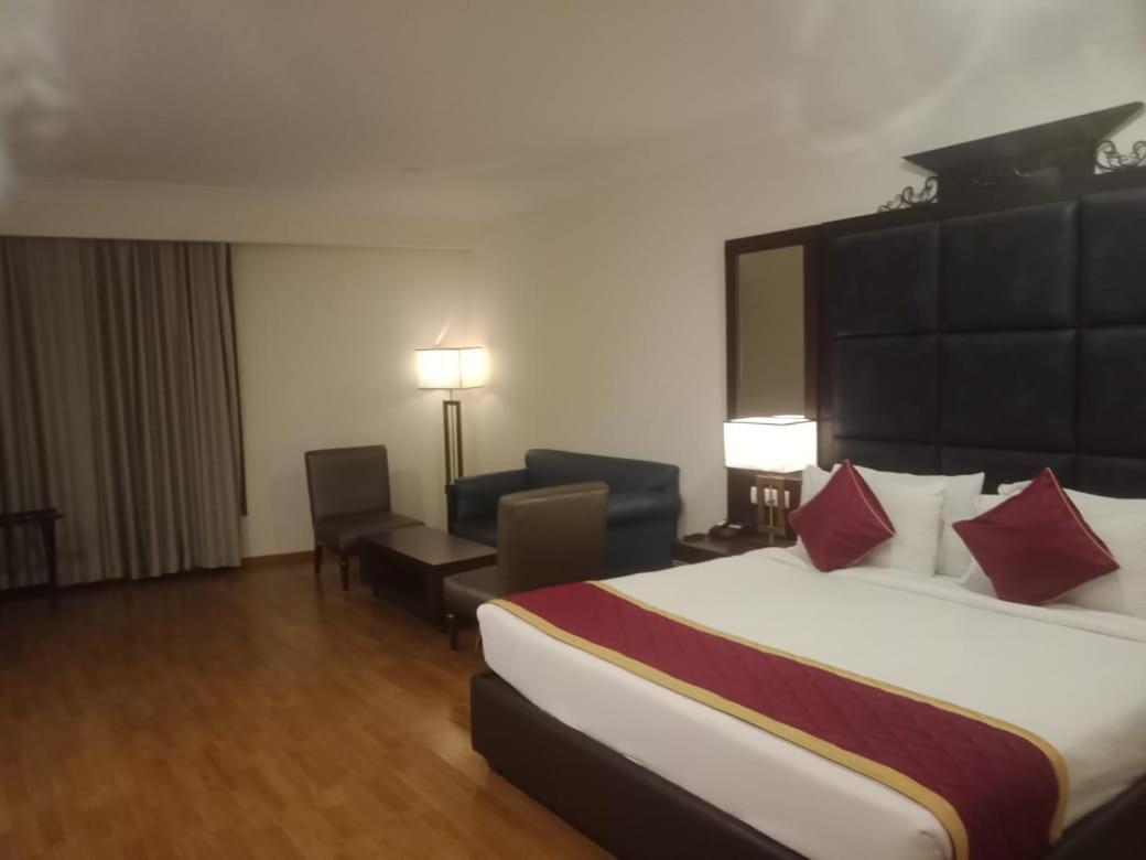 Blossom Rooms Hotel Vashishtha - Free Lunch Or Dinner- Free Breakfast Hyderabad Luaran gambar