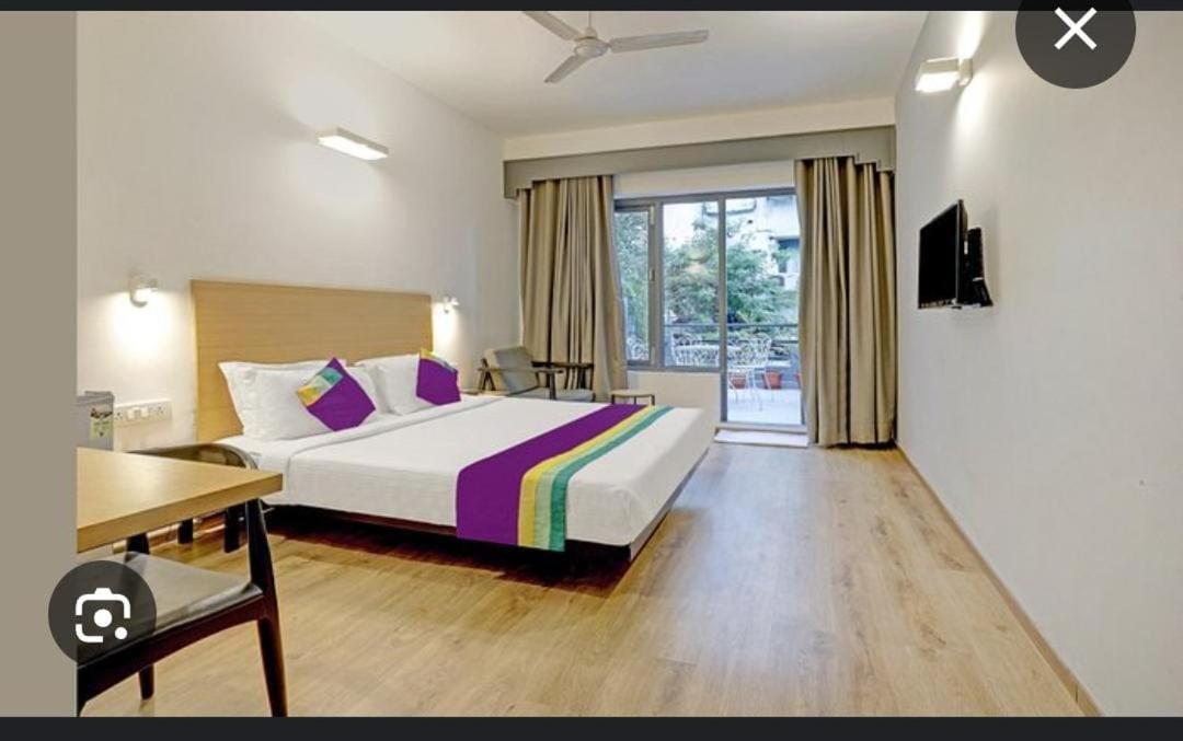 Blossom Rooms Hotel Vashishtha - Free Lunch Or Dinner- Free Breakfast Hyderabad Luaran gambar