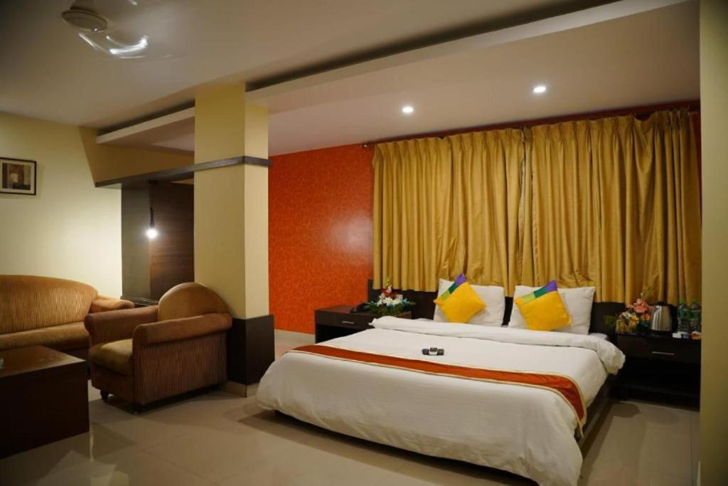 Blossom Rooms Hotel Vashishtha - Free Lunch Or Dinner- Free Breakfast Hyderabad Luaran gambar